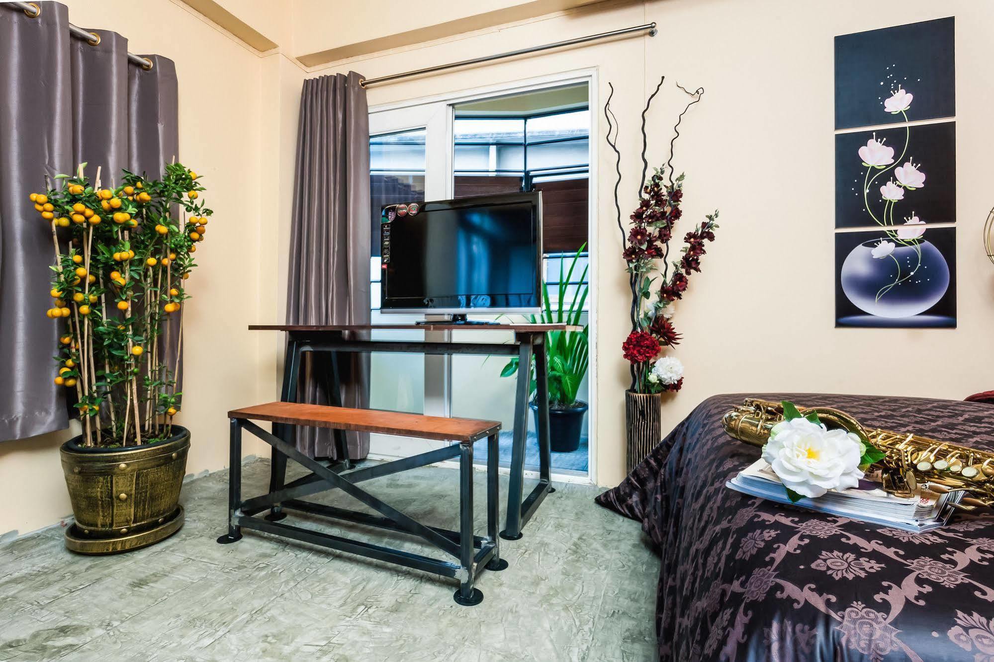 Sodsai Garden Aparthotel Bangkok Exteriör bild